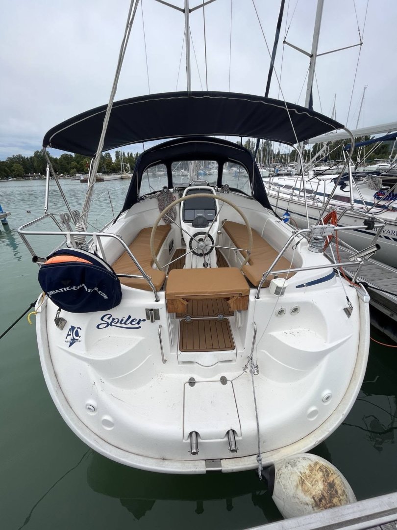 Bavaria 33 Cruiser Vitorláshajó (2007) – Teljesen makuláltlan, kompromisszummentes állapot! - kép 3