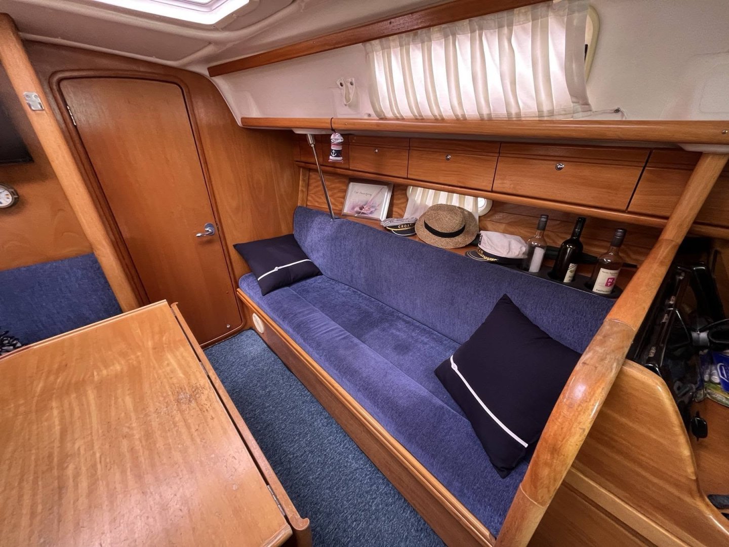 Bavaria 33 Cruiser Vitorláshajó (2007) – Teljesen makuláltlan, kompromisszummentes állapot! - kép 9